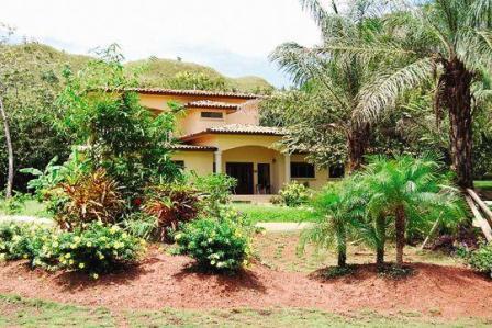 Boca Chica Home -- full view of Casa Oro